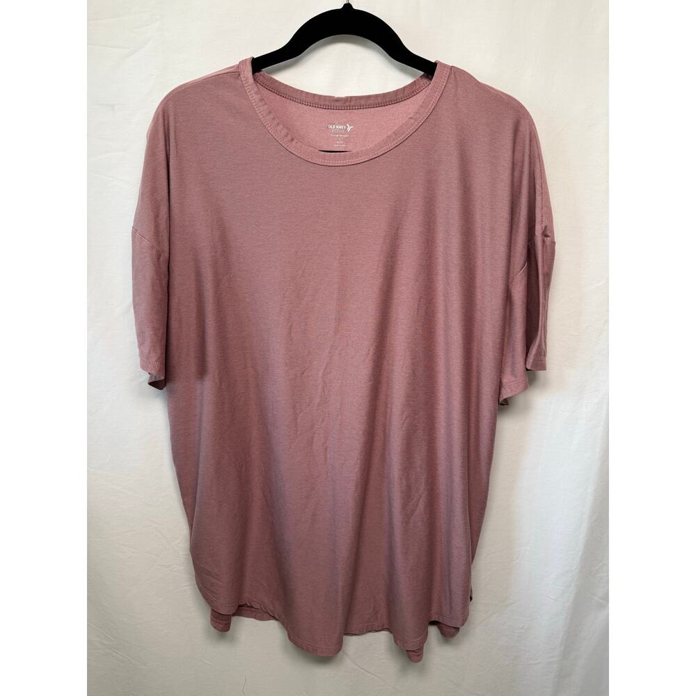 Old Navy Cloud 94 Soft Go Dry Performance Tops, Bundle of 2 - Size Large - Picture 5 of 7